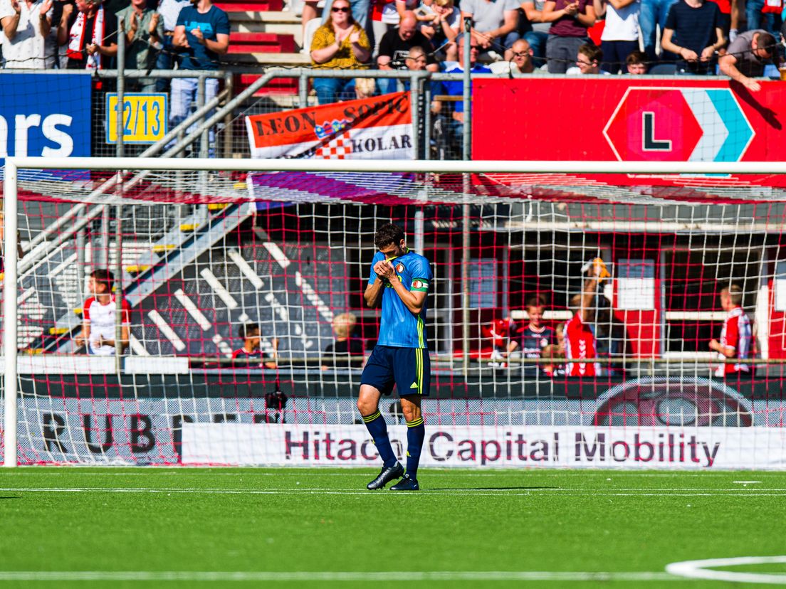 Eric Botteghin baalt bij FC Emmen-Feyenoord (Bron: VK Sportphoto - Yannick Verhoeven)