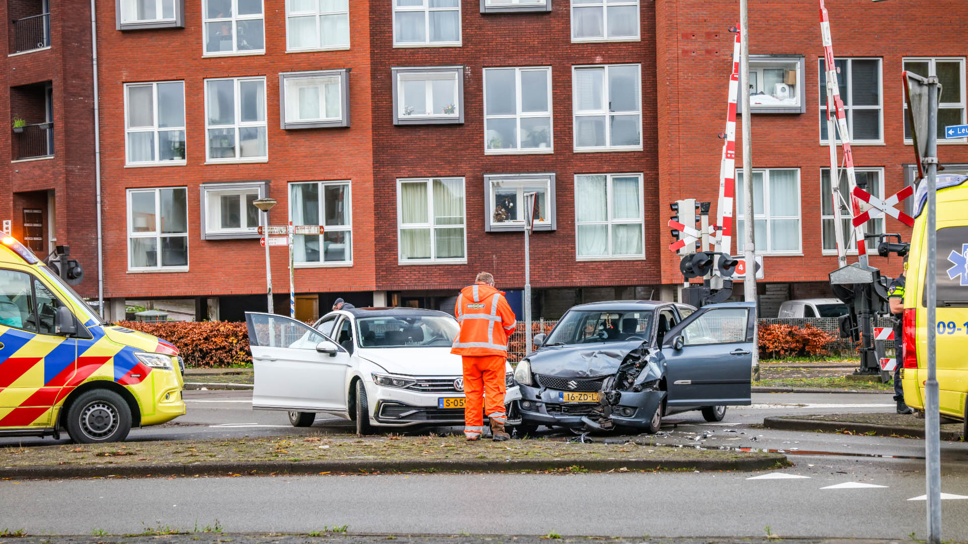 Flinke botsing op Kersenbaan in Amersfoort.