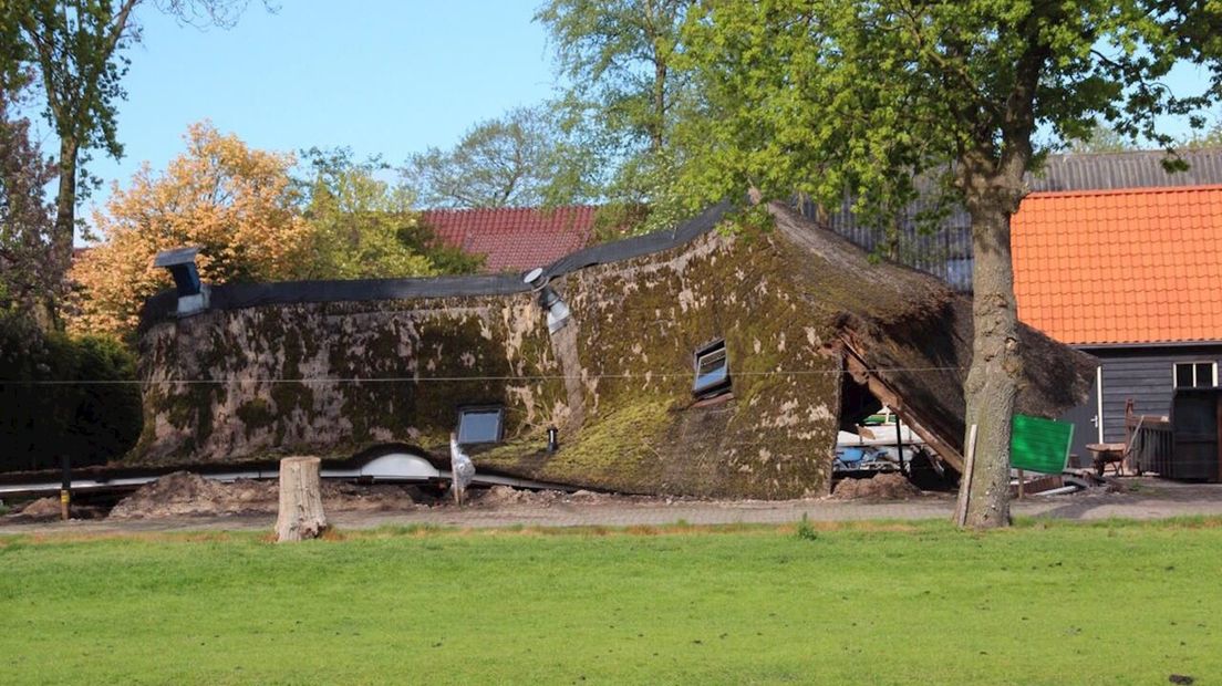 Woonboerderij stort in tijdens noodweer