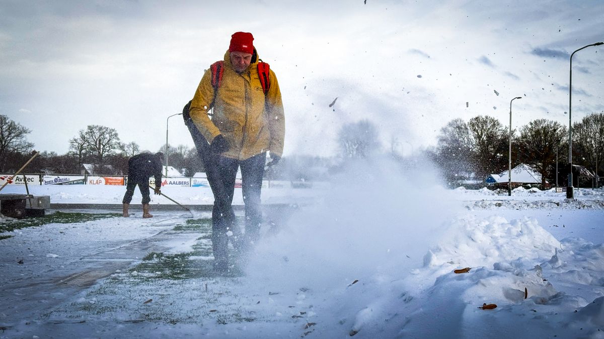 Kunnen we morgen schaatsen? IJsverenigingen zetten de schouders eronder