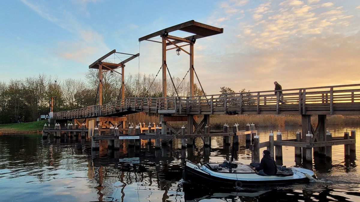 Nu al problemen met net opgeknapte brug
