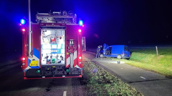 fietser gewond in Enschede | Ernstige aanrijding op N377. fietser gewond in Enschede | Ernstige aanrijding op N377.