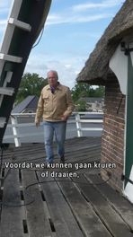 Jannes Tigelaar beklimt molen