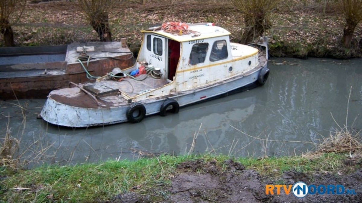 Sleepboot van acht meter gestolen in Enumatil