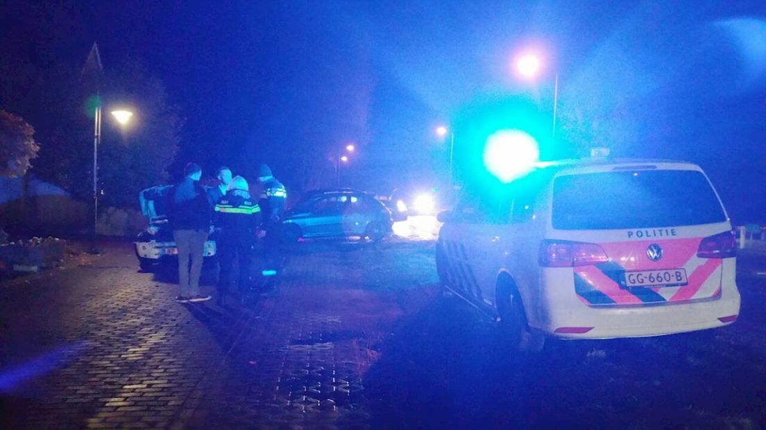 Auto beschadigd na botsing in Enschede