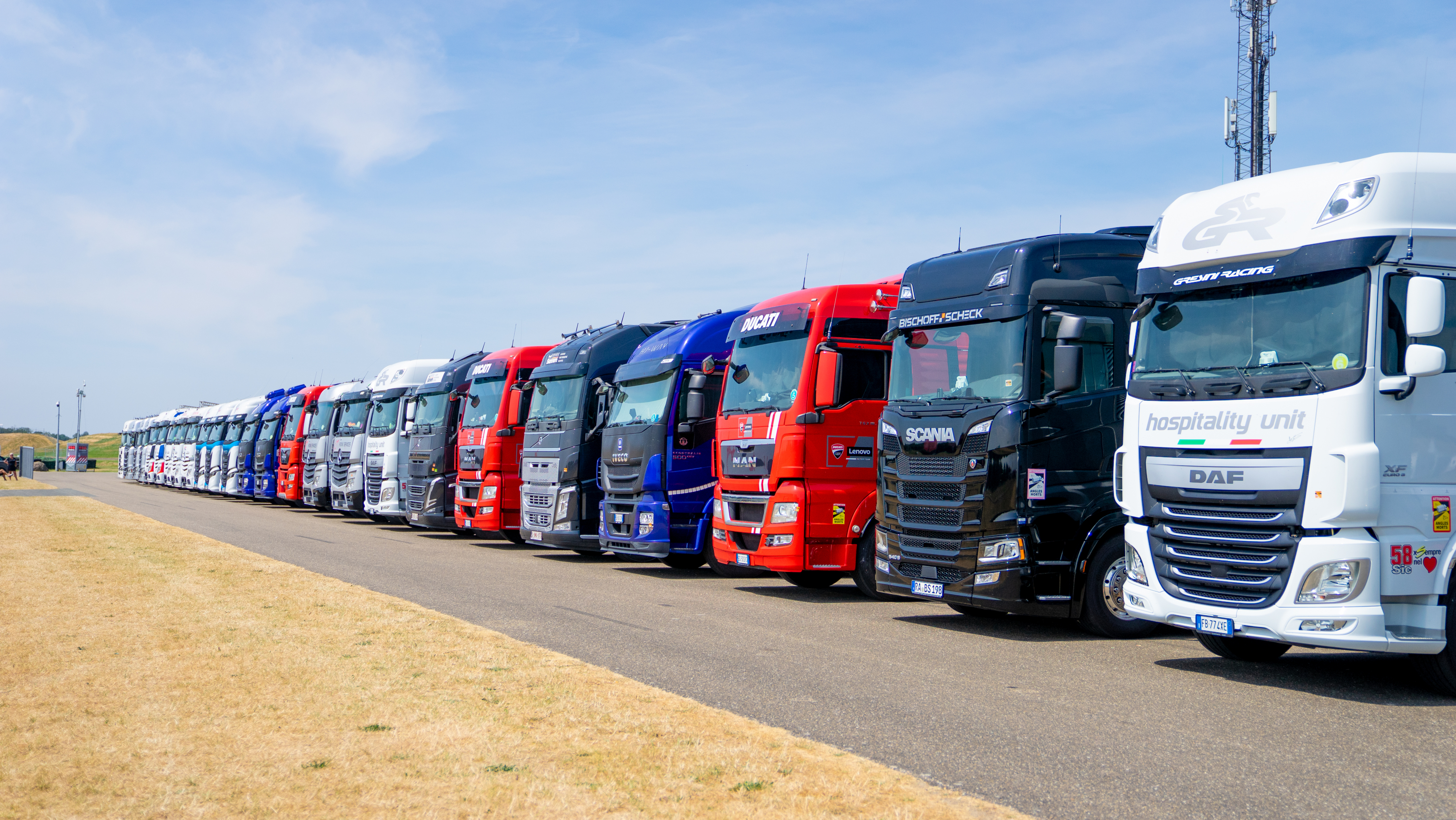 Brandstofprijzen stijgen hard: rijscholen en transportsector voelen de pijn