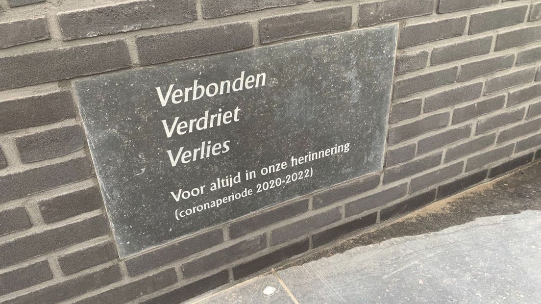 Zwartewaterland herdenkt coronaslachtoffers met monumenten