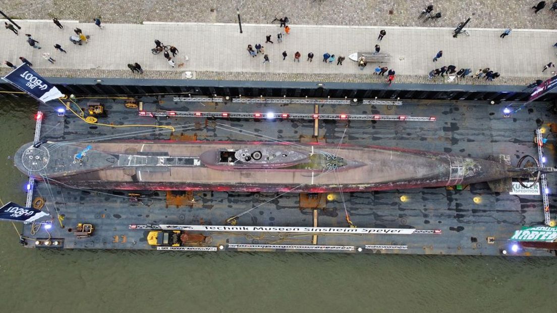 De duikboot vanuit de lucht