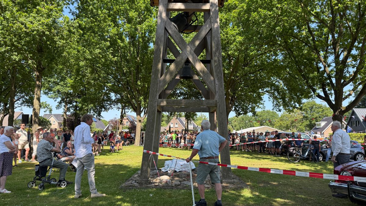Historische klok uit 1930 duikt op in Hijken