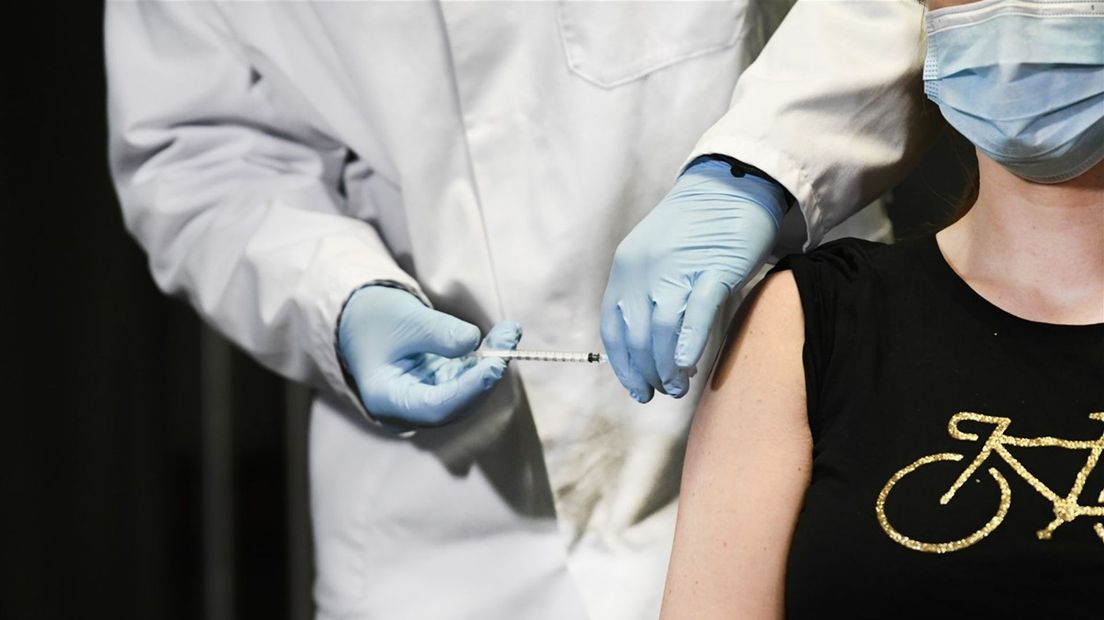 Vaccinatie in Enschede, foto ter illustratie