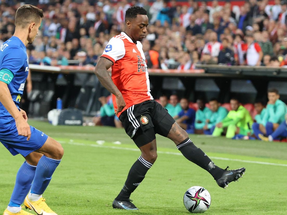 Ridgeciano Haps in het shirt van Feyenoord tijdens het Europese duel met FC Drita uit Kosovo