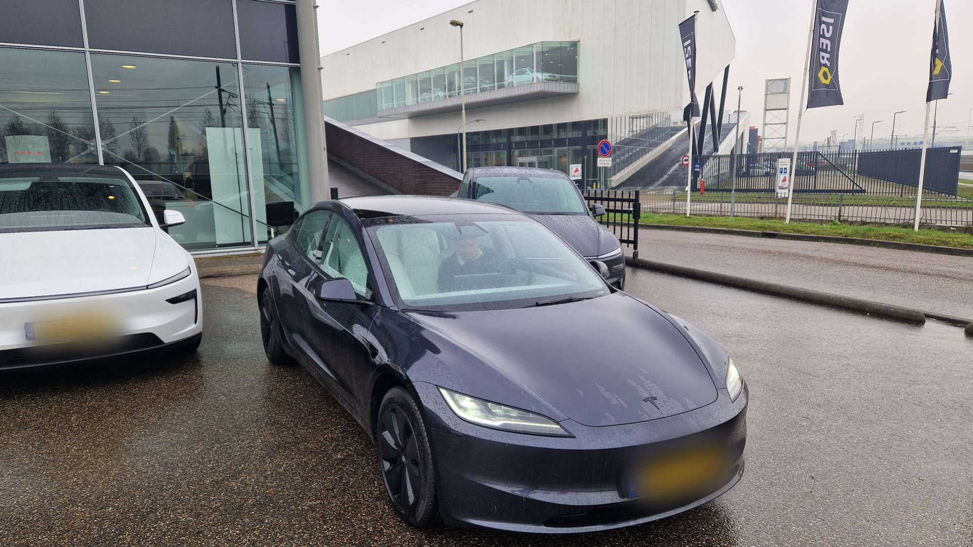 De zelfrijdende auto van Tesla.