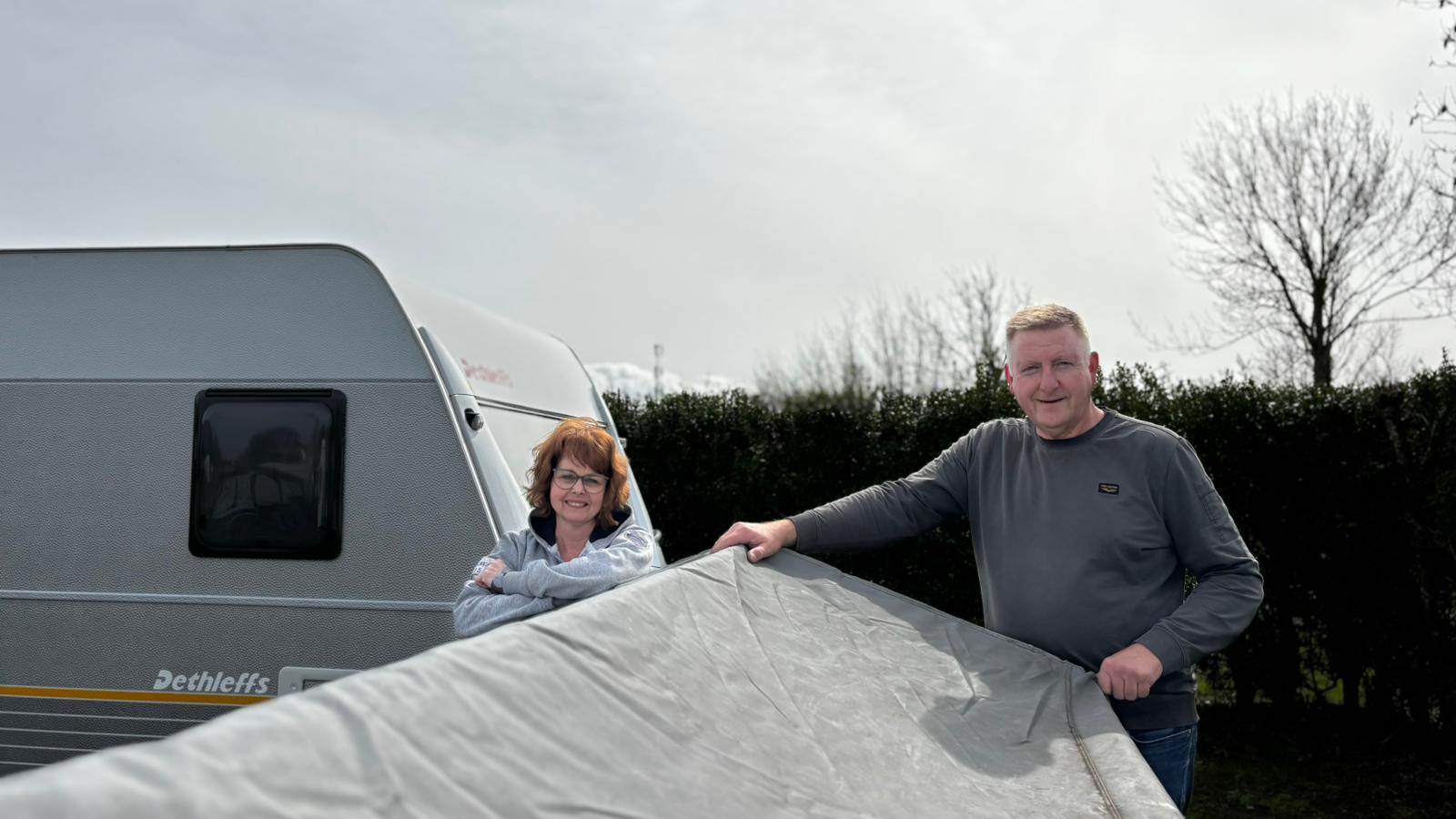 Klapstoeltjes klaar, voortent goed vast: seizoenskampeerders keren terug op de camping