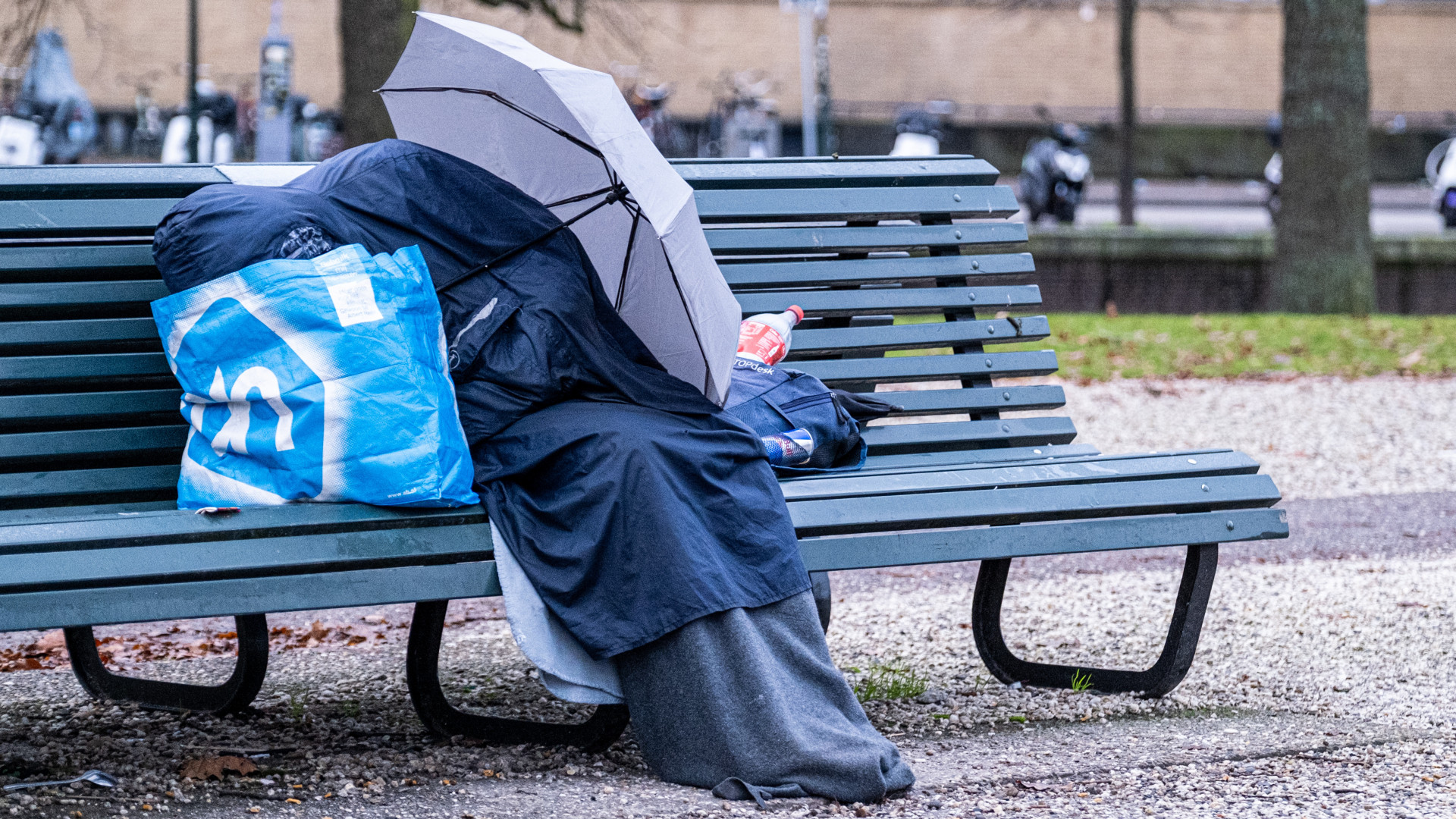 'Ik Moet Bedelen Om Mijn Eten', Steeds Meer Daklozen Centrum Den Haag ...