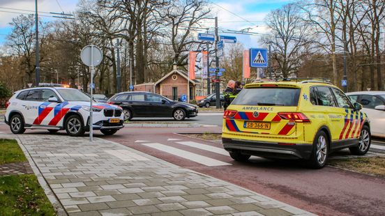 Jonge fietser aangereden op inmiddels beruchte rotonde