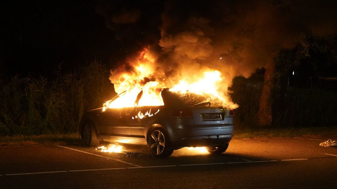 Autobrand in Reeuwijk