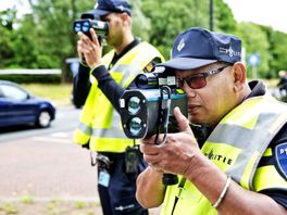 Ik zou maar op mijn snelheid letten; politie gaat maximaal flitsen