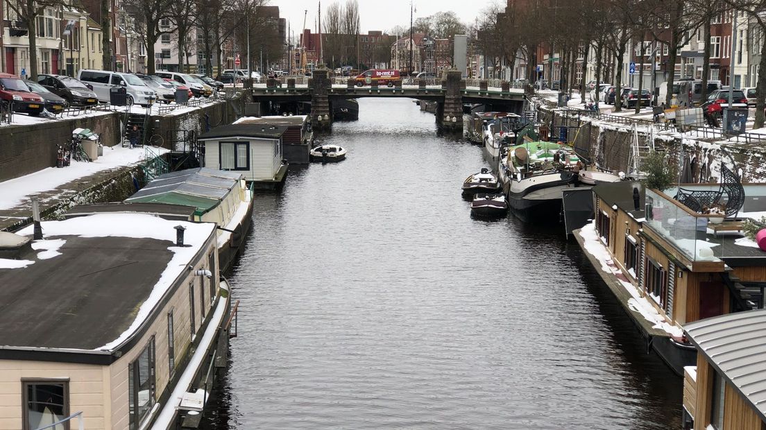 Op de Diepenring in Stad ligt maandag nog geen ijs