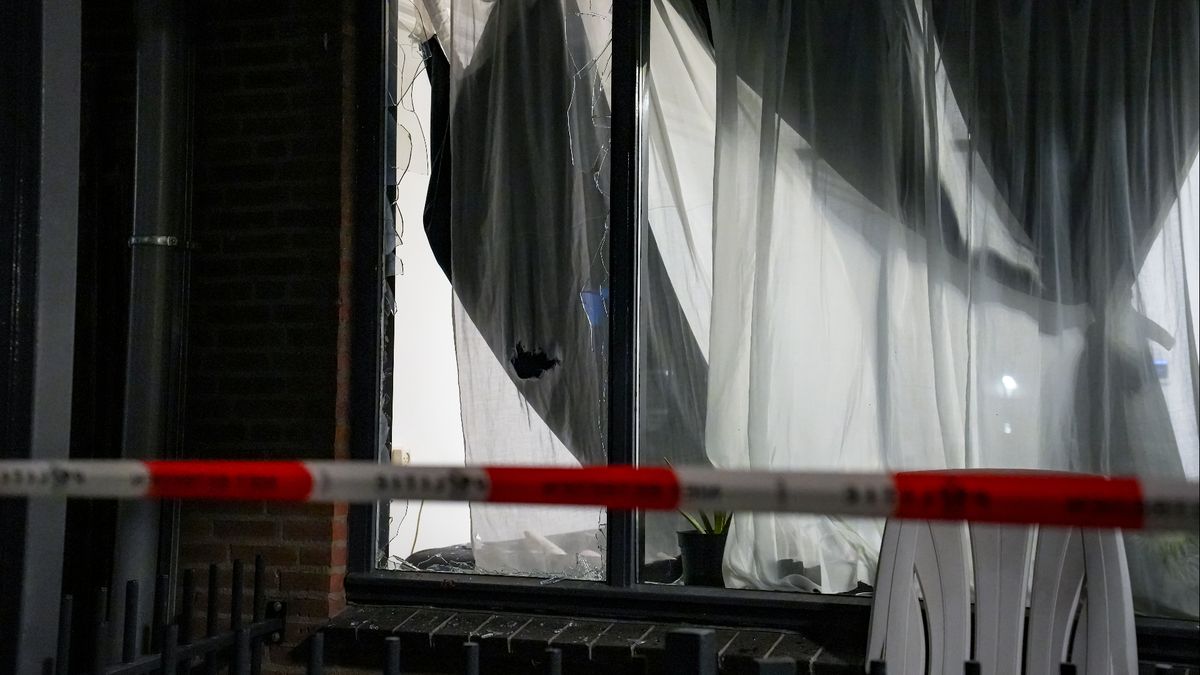 Explosie bij huis, bewoners met schrik vrij | Twee 'boeven' met zwaard gearresteerd