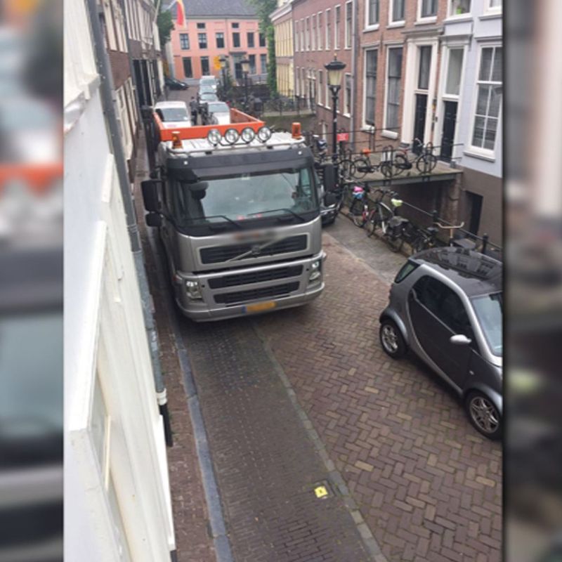 Automatische boete voor vrachtwagens die over werfkelders Utrecht rijden RTV Utrecht