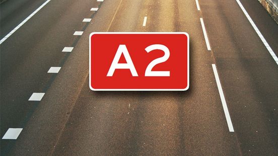 A2 deels dicht na ongeluk, kilometerslange file richting Utrecht. A2 deels dicht na ongeluk, kilometerslange file richting Utrecht.