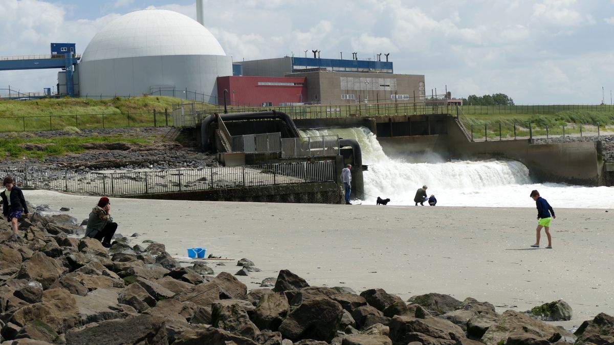 Borssele mag langer open-Kabinet wil zelf voor miljarden nieuwe kerncentrales opdraaien