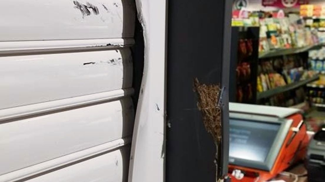 Inbrekers laten ravage achter in pas gerenoveerde supermarkt