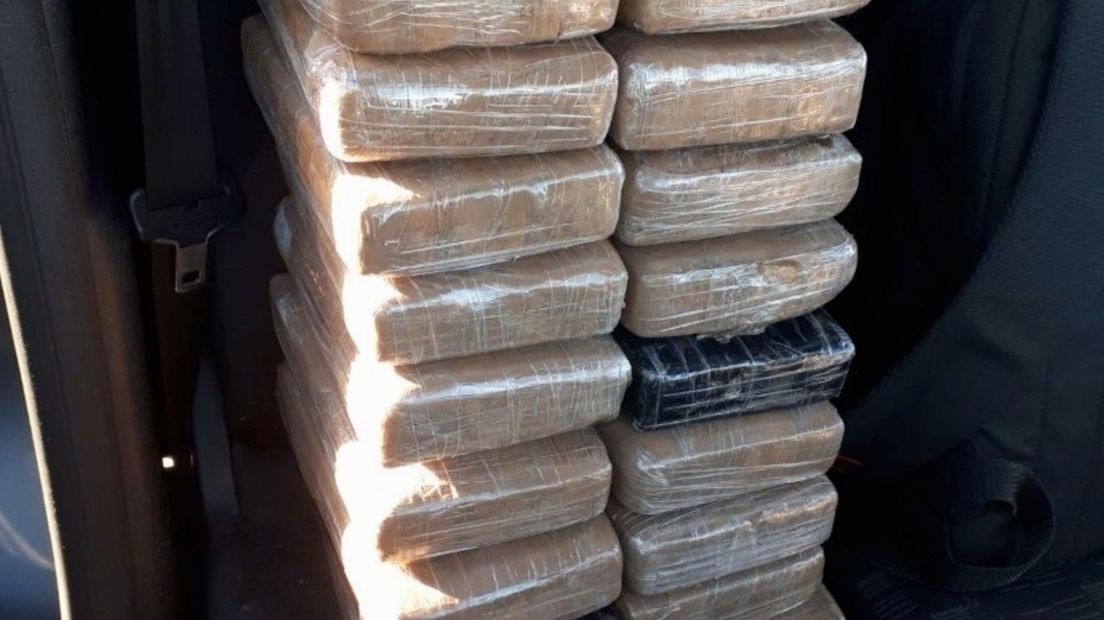 Vier mannen worden verdacht van de invoer van 18 kilo cocaïne in Nieuwdorp in februari 2018