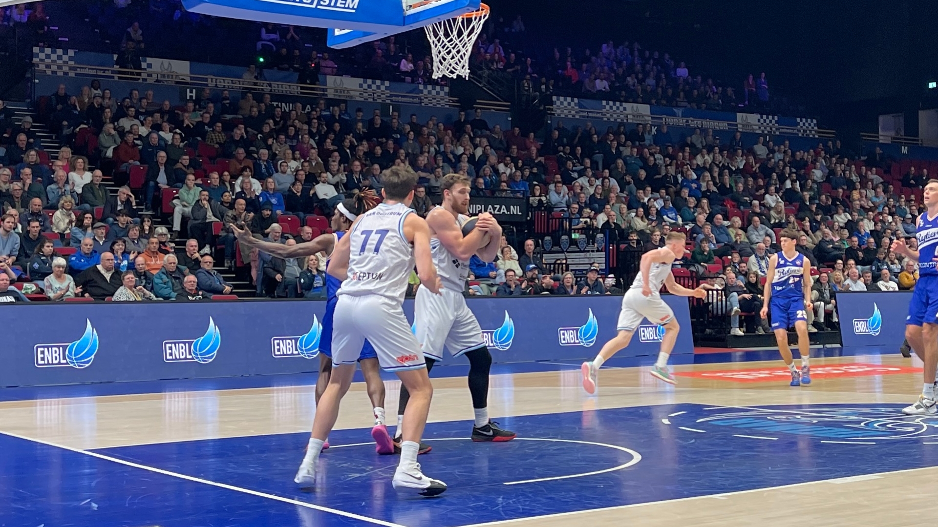 Een moment tijdens een Europese thuiswedstrijd afgelopen seizoen