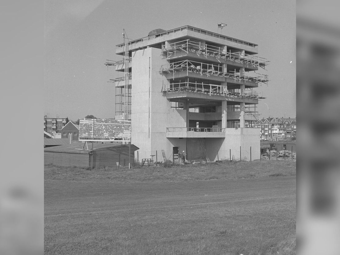 De bouw van het pand  (juni 1967)