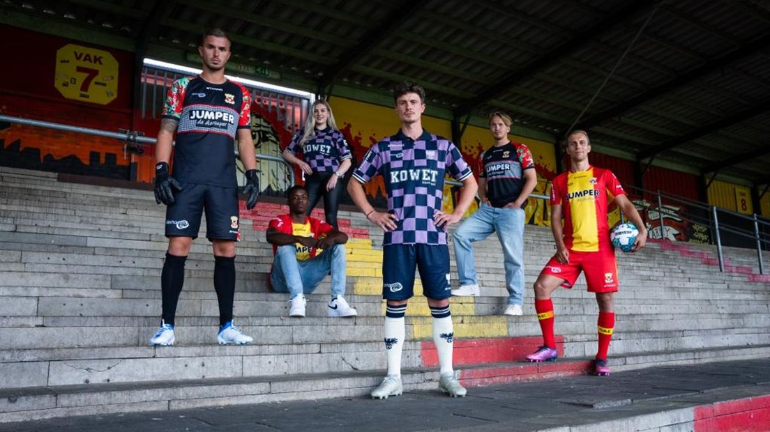 De nieuwe tenues van Go Ahead Eagles