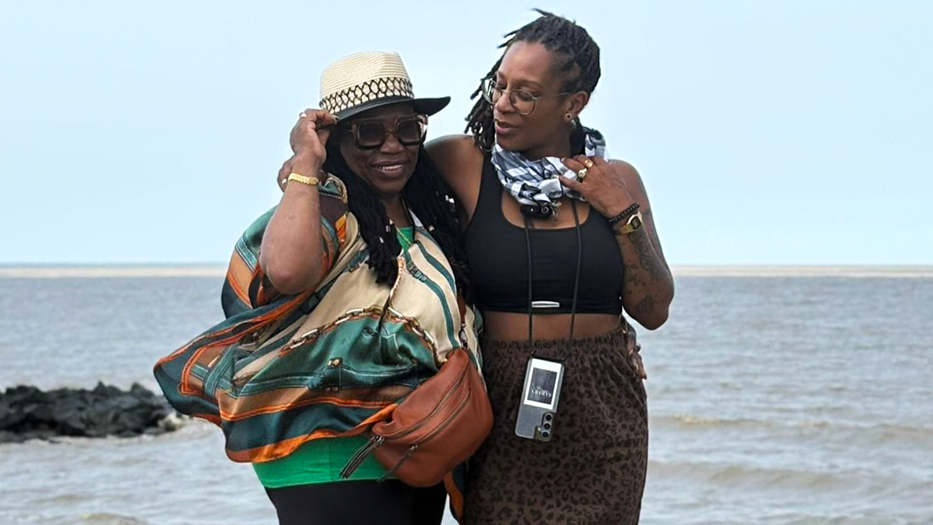 Rinia en haar dochter Romona.