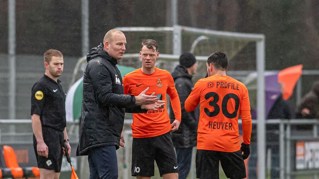 HHC Hardenberg blijft bovenin meedraaien in de Tweede Divisie