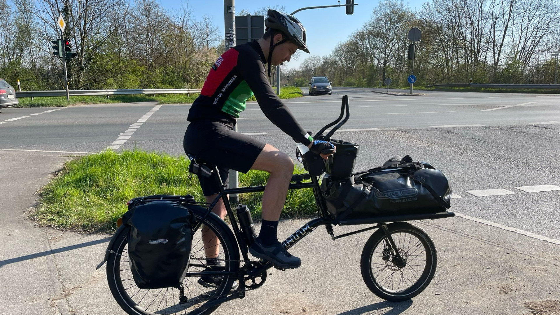 Stan onderweg op zijn fiets.