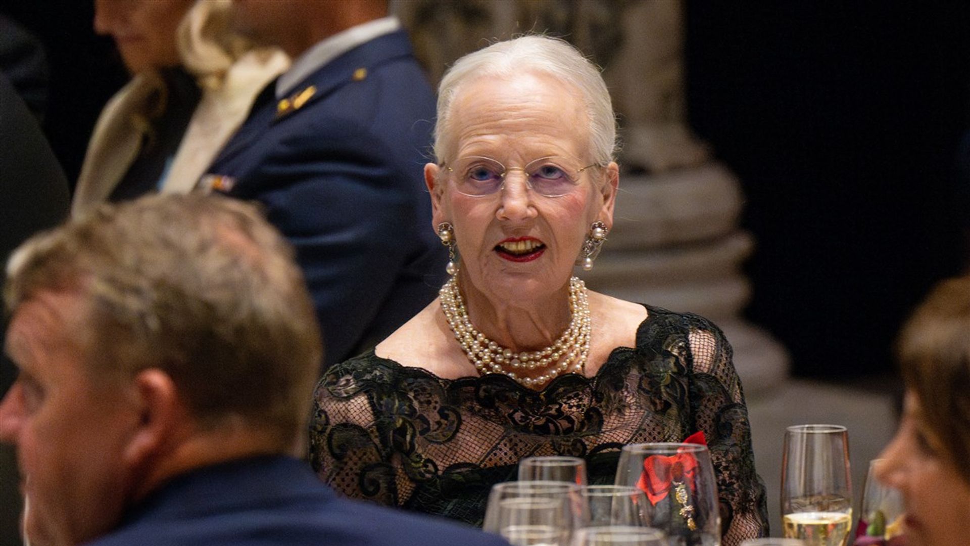 Eigenaar Oranjemuseum verbaasd over snelle aftreden