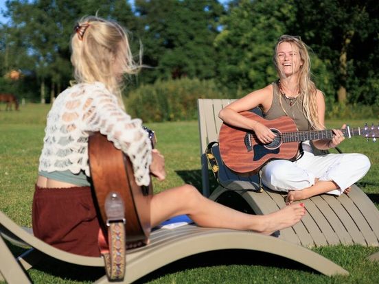 Odoornerveen trekt jonge noordelijke muzikanten voor eerste editie van schrijverskamp