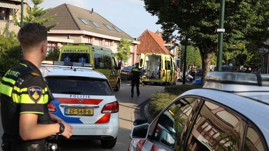 twee gewonden na botsing met scooter • ernstig ongeval met trekker. twee gewonden na botsing met scooter • ernstig ongeval met trekker.