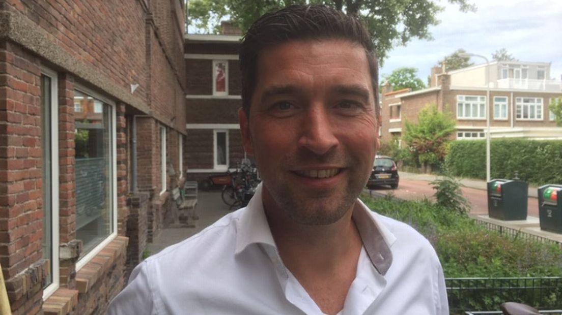 Straatwijs: Robert van Asten (D66) woont in de Orchideestraat: 'Rustig én veel contact met buren'