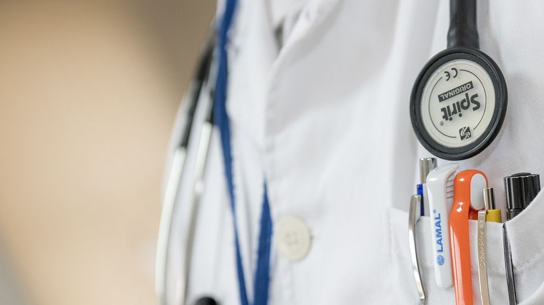 Onderzoekers van het Radboudumc in Nijmegen hebben een lijst met 66 verpleegkundige handelingen samengesteld waarvan is aangetoond dat deze niet werken of schade aanrichten bij patiënten.