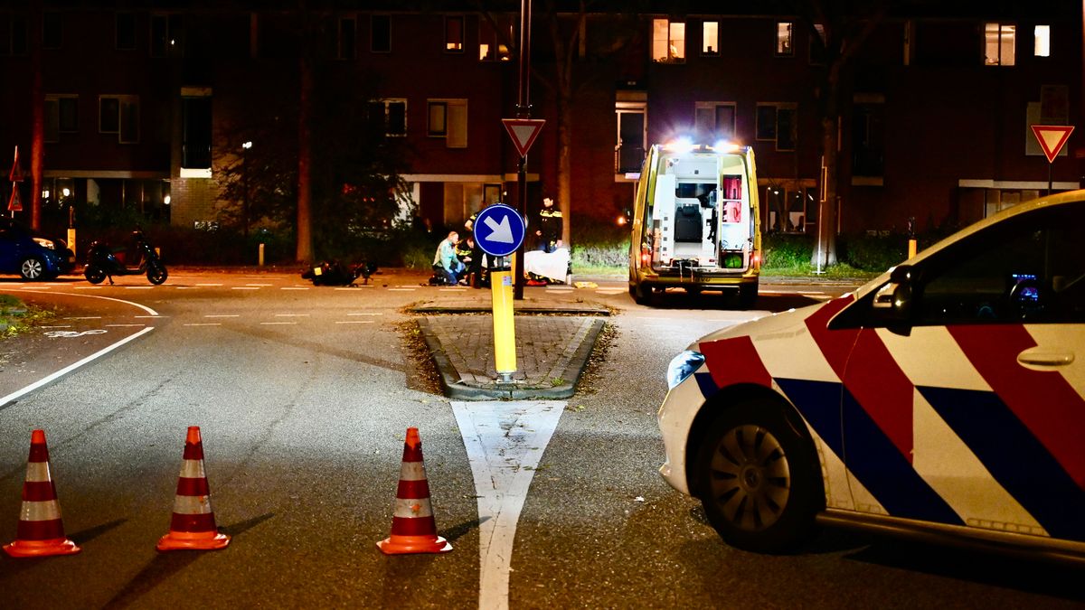 Automobilist rijdt door na ongeluk in Nieuwegein, gewonde naar ziekenhuis