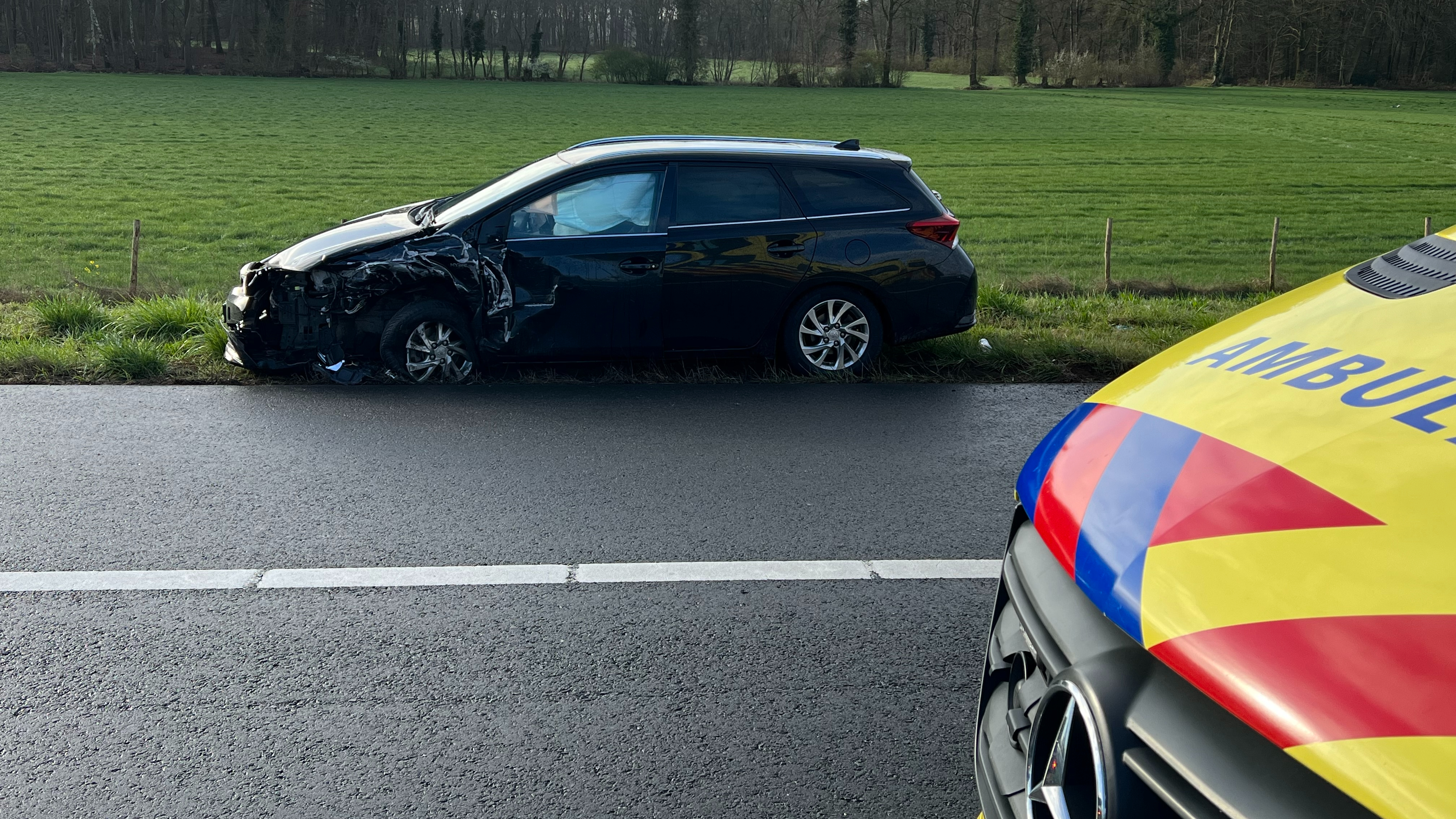 112 Nieuws: Arrestatieteam Haalt Man Van Balkon In Oldenzaal I ...