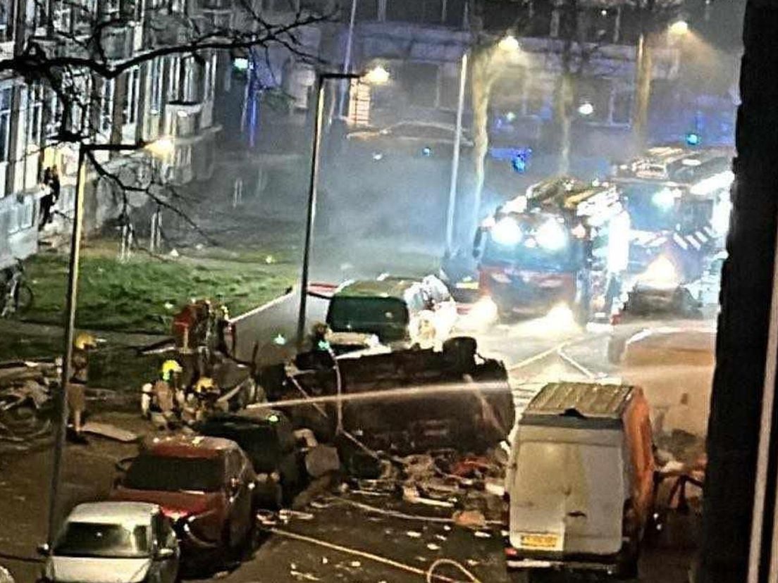 El testigo vive al otro lado de la calle del edificio donde se produjo la explosión.
