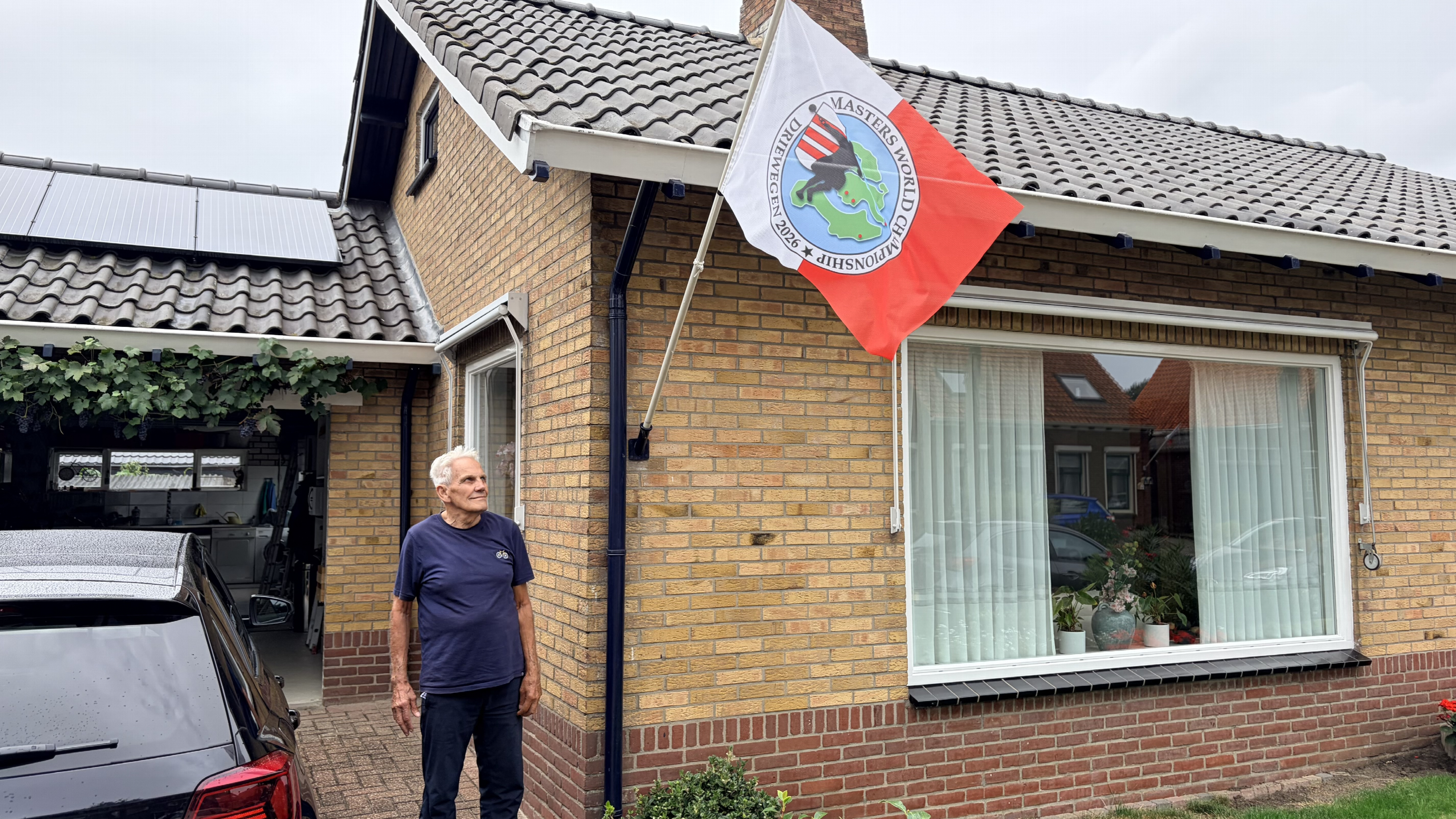 Vlaggen uit voor het WK Highland Games: Driewegen maakt zich op voor bijzonder weekend