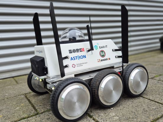 Kleine robot, grootse missie: BAS gaat brandende gebouwen naar binnen