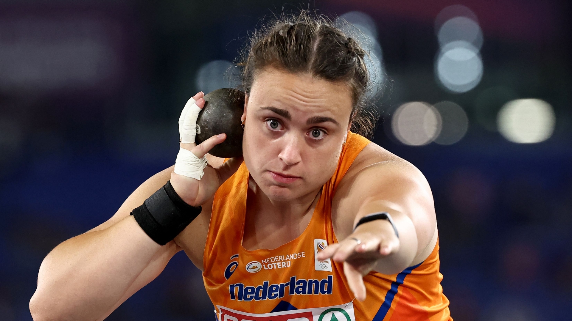 Jorinde van Klinken pakt zilver op EK met kogelstoten - RTV Noord