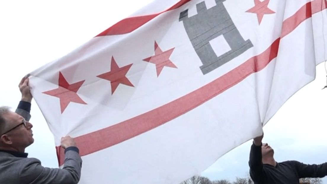 De Drentse vlag is jarig (Rechten: RTV Drenthe)