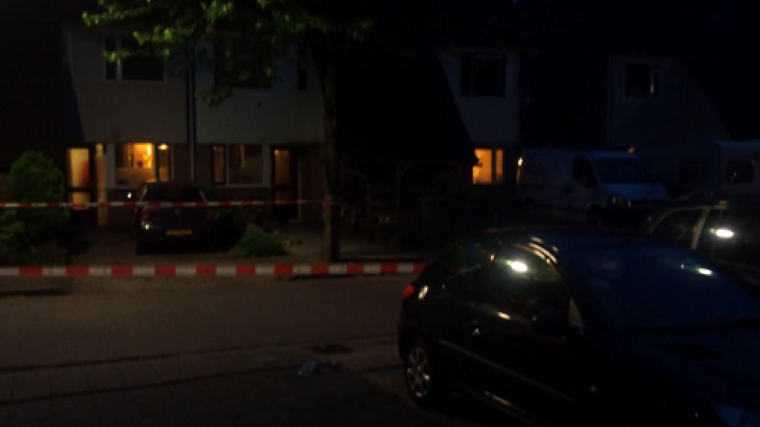 Bij steekpartij op de Moreelsestraat in Ede is zaterdagavond een 38-jarige Edenaar zwaargewond geraakt.