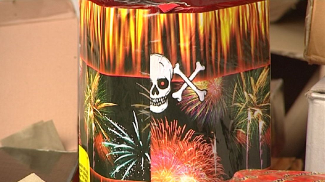 Tiener deel hand kwijt na afsteken vuurwerk