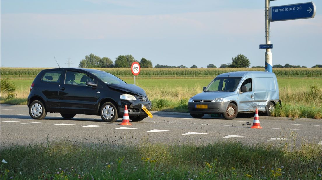 Automobilist gewond bij ongeluk in Steenwijk