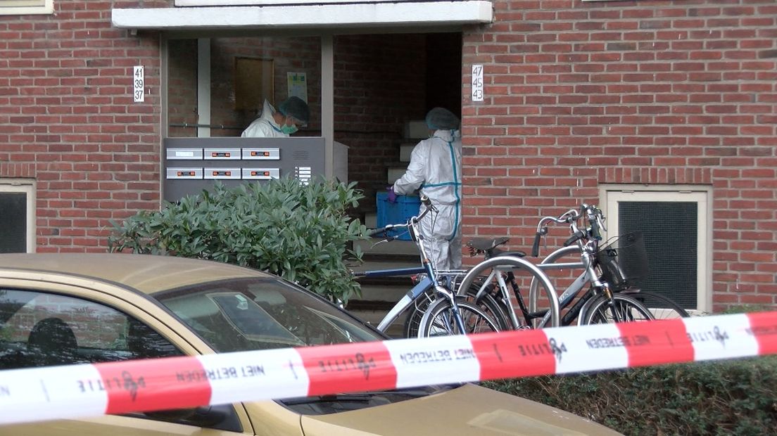 Onderzoek in een flat in de Westerscheldestraat na schietpartij.